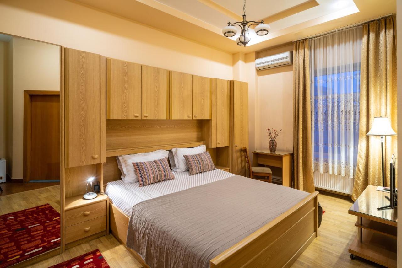 Târgu Jiu Hotel Europa מראה חיצוני תמונה