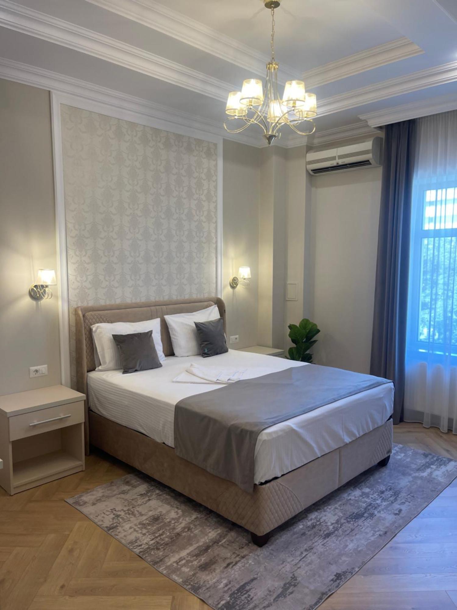 Târgu Jiu Hotel Europa מראה חיצוני תמונה