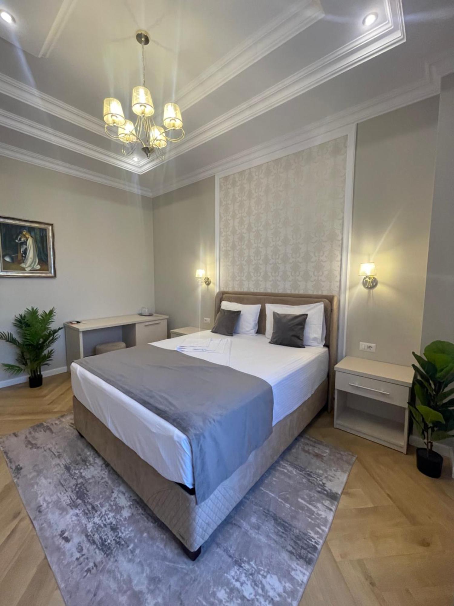 Târgu Jiu Hotel Europa מראה חיצוני תמונה